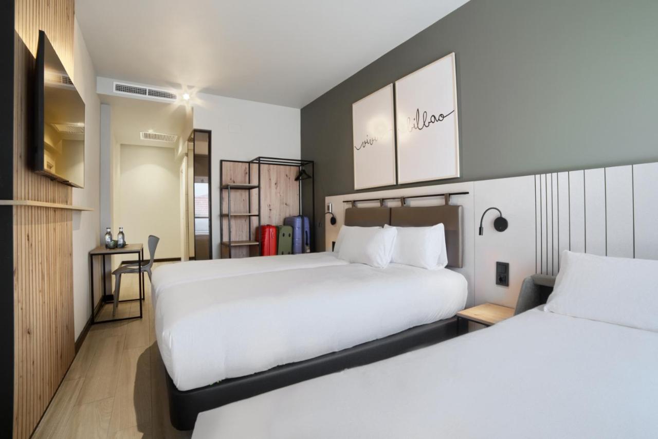 Hotel Bed4U Bilbao Ngoại thất bức ảnh